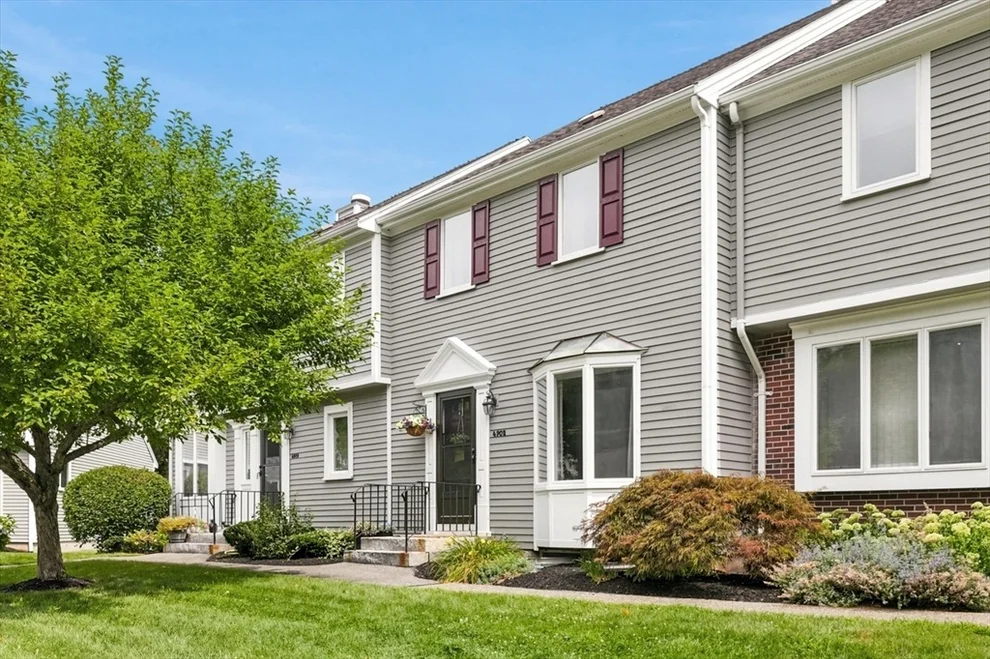 Unit for sale at 4902 Heatherwood Ln, Peabody, MA 01960