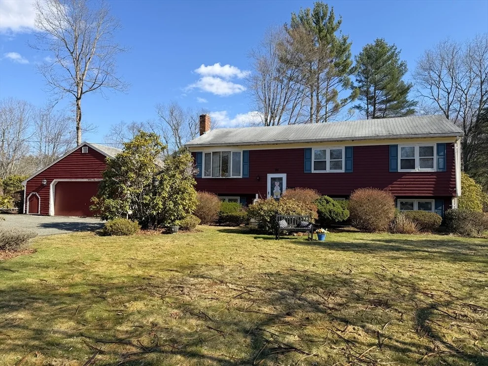 Unit for sale at 95 Amber Dr, East Bridgewater, MA 02333