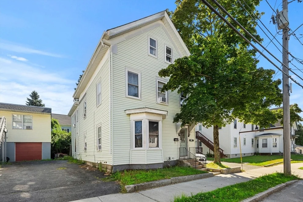 Unit for sale at 186 Washington Street, Gloucester, MA 01930