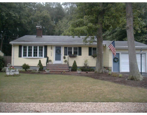 Unit for sale at 23 Walnut Knoll, Canton, MA 02021