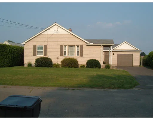 Unit for sale at 50 Laflin St, Westfield, MA 01085