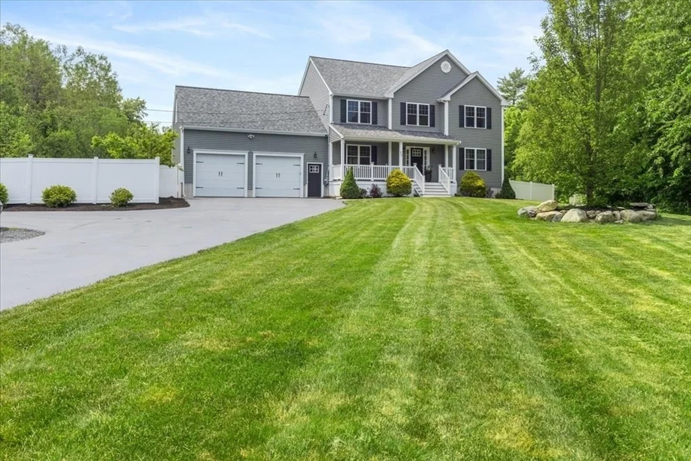 Unit for sale at 206 Bedford St, Middleboro, MA 02346