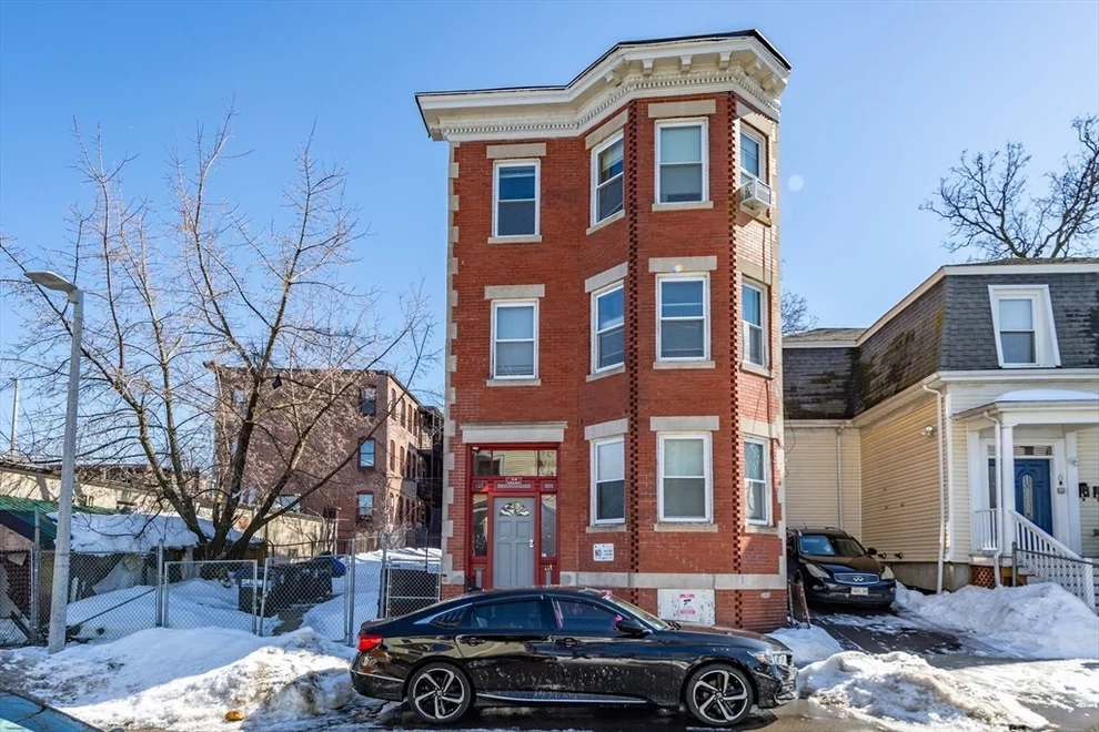 Unit for sale at 4A Weld Aveneue, Boston, MA 02119