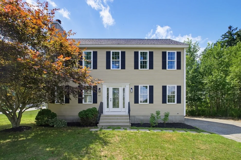 Unit for sale at 43 Watkins St, Gardner, MA 01440