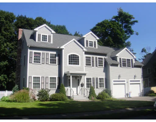 Unit for sale at 7 Macarthur Road, Wellesley, MA 02482