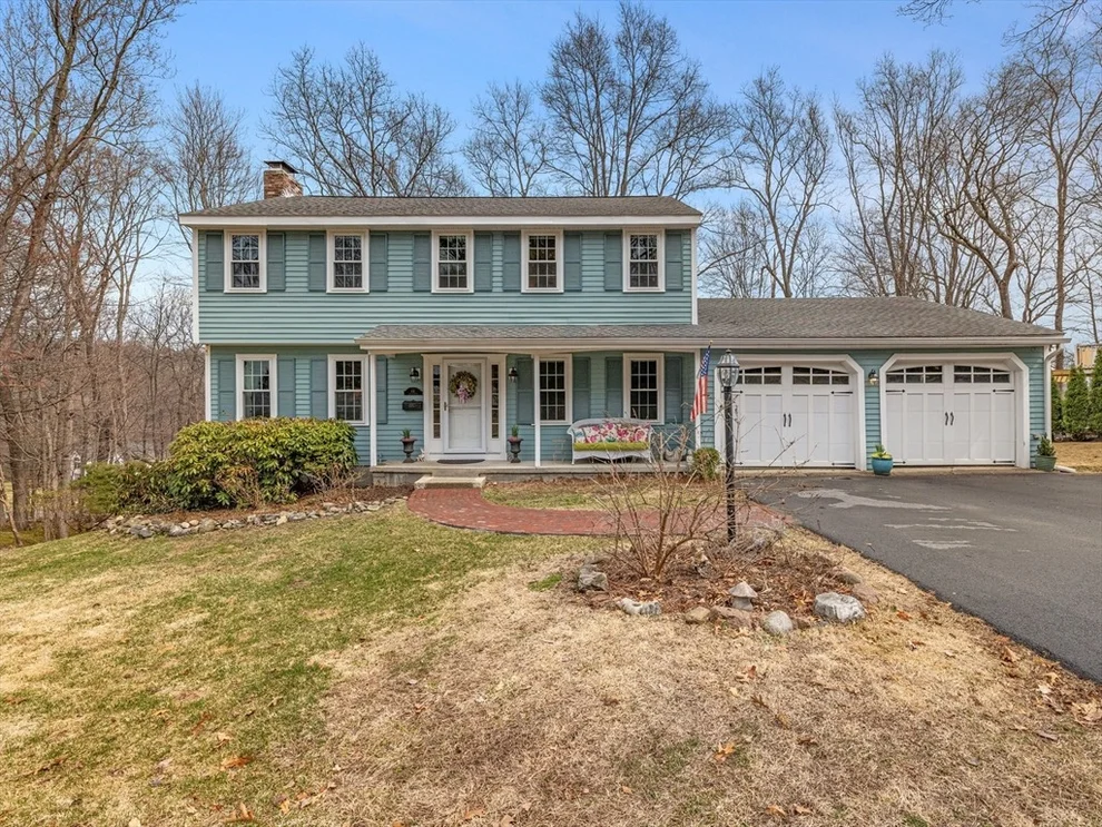 Unit for sale at 44 Old Colony Dr, Westborough, MA 01581