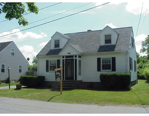 Unit for sale at 16 Millyan Rd, Woburn, MA 01801
