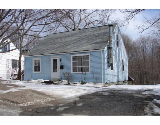 Unit for sale at 58 Rockland Road, Auburn, MA 01501