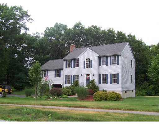 Unit for sale at 4 Deer Hill Drive, Mendon, MA 01756