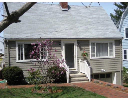 Unit for sale at 29 Wyoming Road, Newton, MA 02460