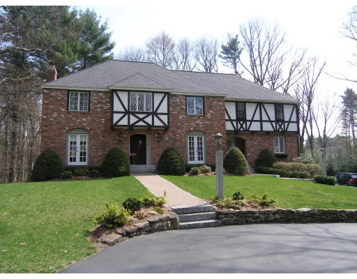 Unit for sale at 18 Chanticleer Road, Sudbury, MA 01776