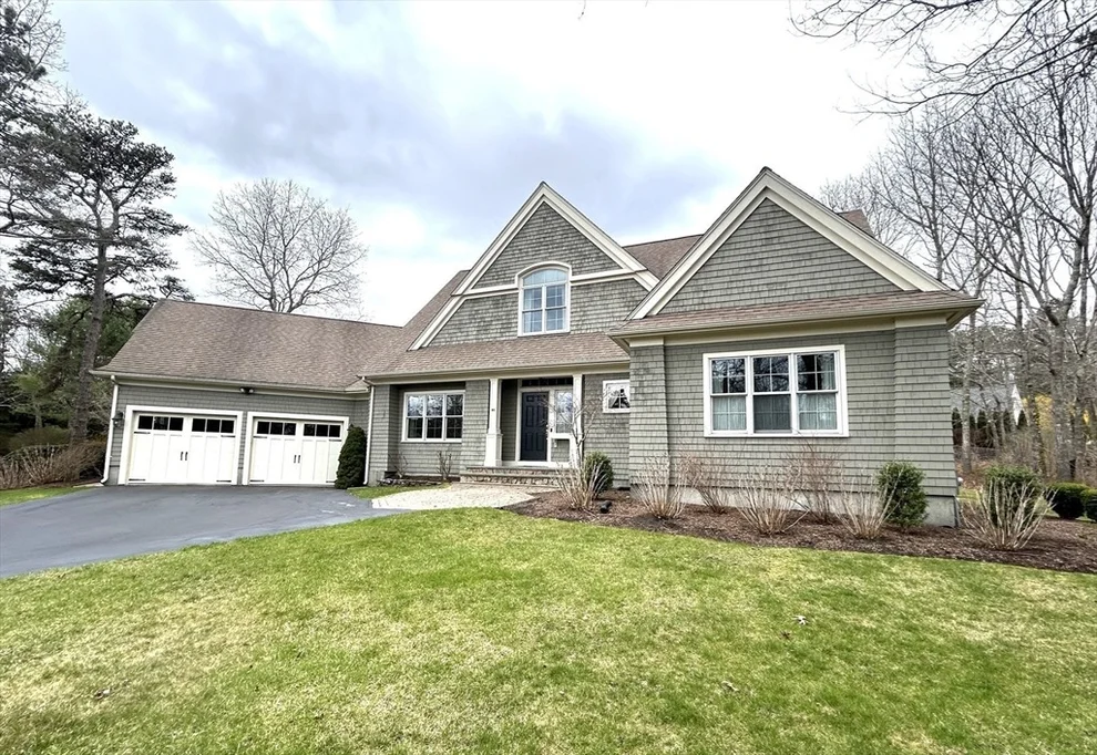 Unit for sale at 45 Chipping Hill, Plymouth, MA 02360