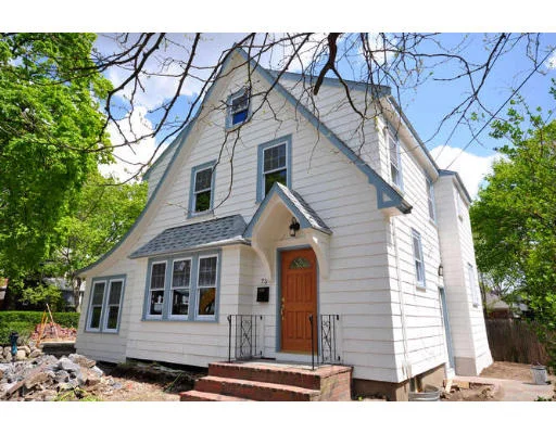 Unit for sale at 73 Wedgewood Road, Newton, MA 02465