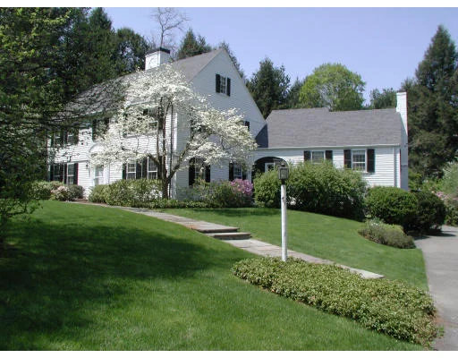 Unit for sale at 71&65 Hundreds Road, Wellesley, MA 02481