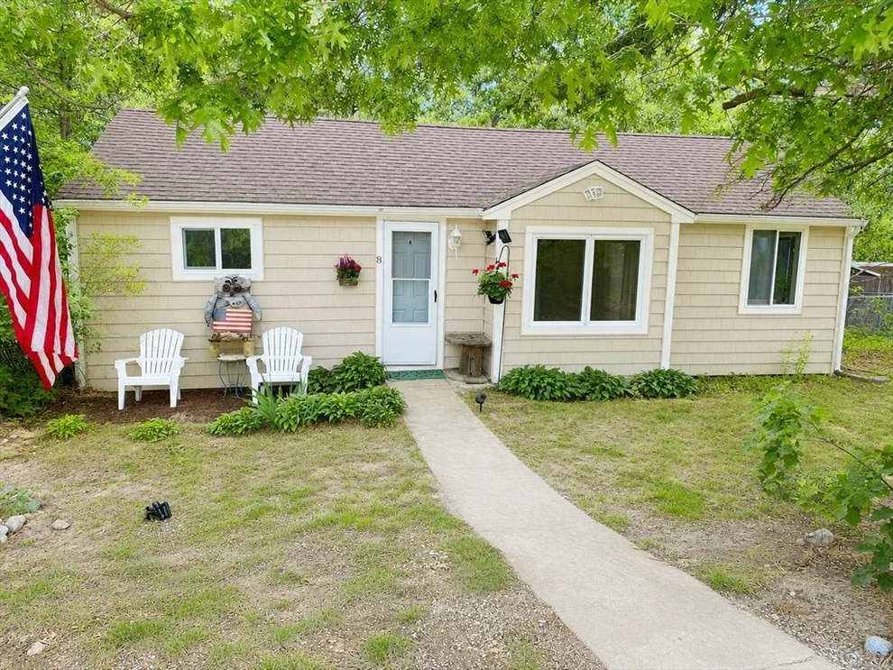 Unit for sale at 8 Jocelyn Ave, Plymouth, MA 02360