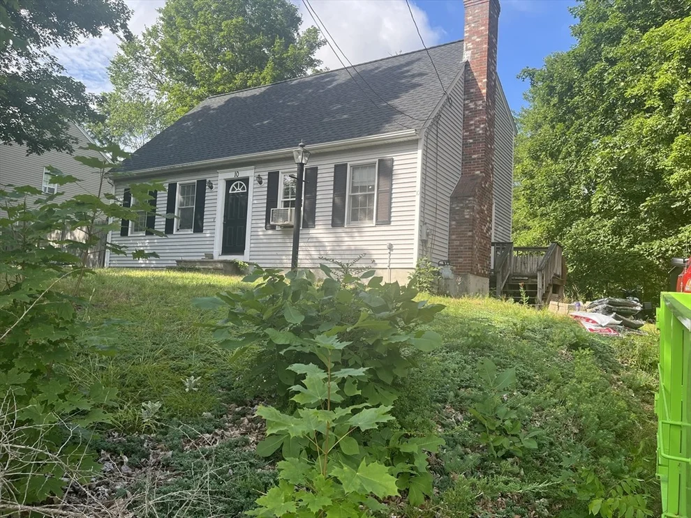 Unit for sale at 10 Mendon Street, Upton, MA 01568