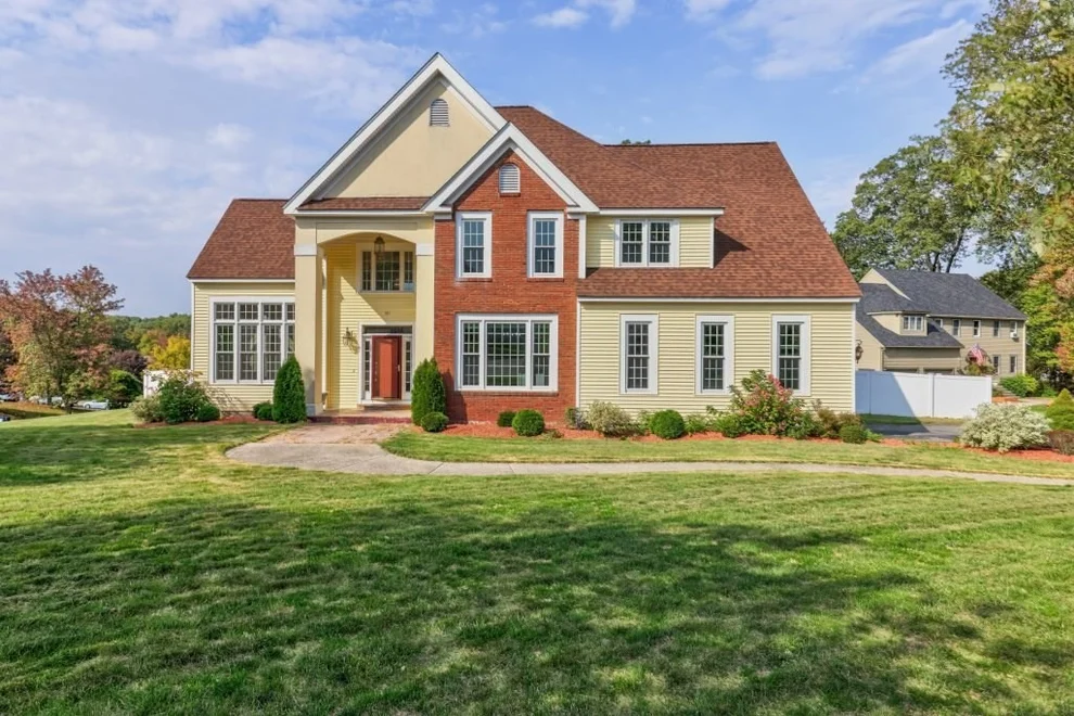 Unit for sale at 181 Morrissey Rd, Marlborough, MA 01752
