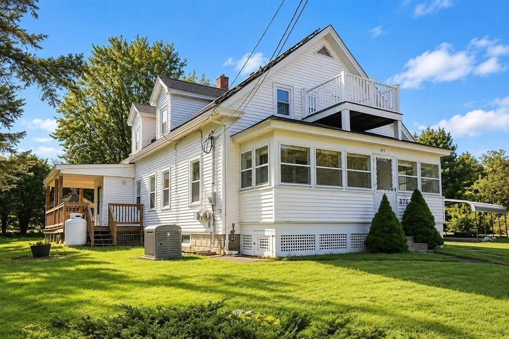 Unit for sale at 373 Highland St, Northbridge, MA 01534