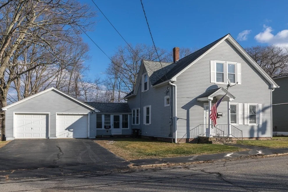 Unit for sale at 110 Leamy Street, Gardner, MA 01440