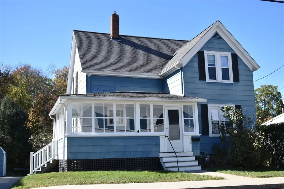 Unit for sale at 316 Mechanic St, Marlborough, MA 01752