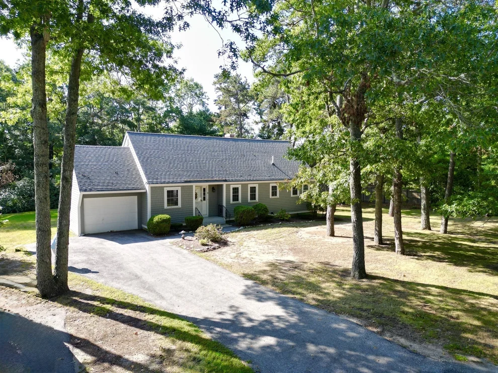 Unit for sale at 9 Megansett Dr, Plymouth, MA 02360