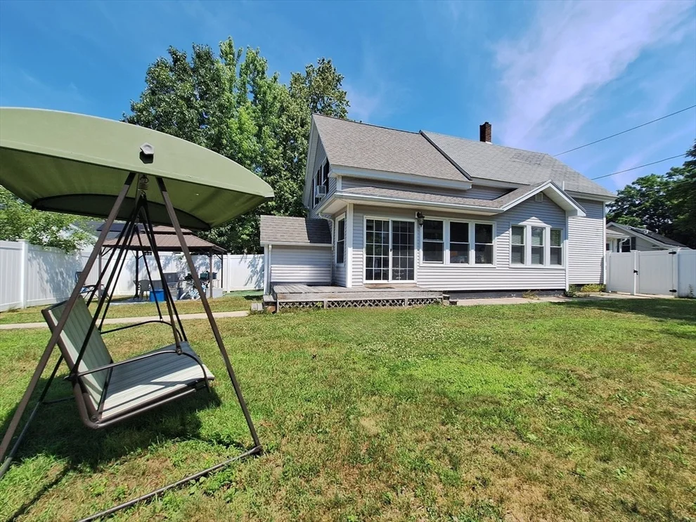 Unit for sale at 211 Freedom St, Athol, MA 01331