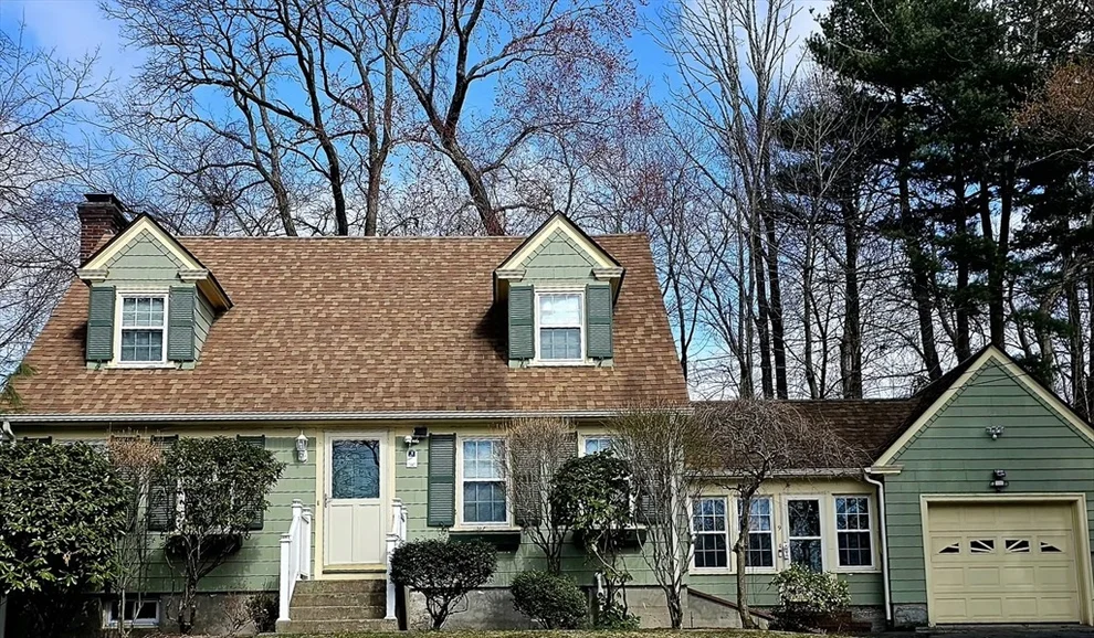 Unit for sale at 9 Howe Ave, Shrewsbury, MA 01545
