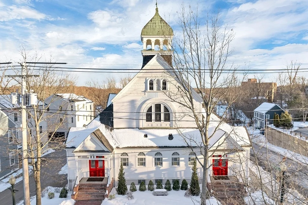 Unit for sale at 142 Main Street, Amesbury, MA 01913