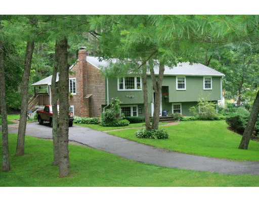 Unit for sale at 13 Seneca Ln, Plymouth, MA 02360