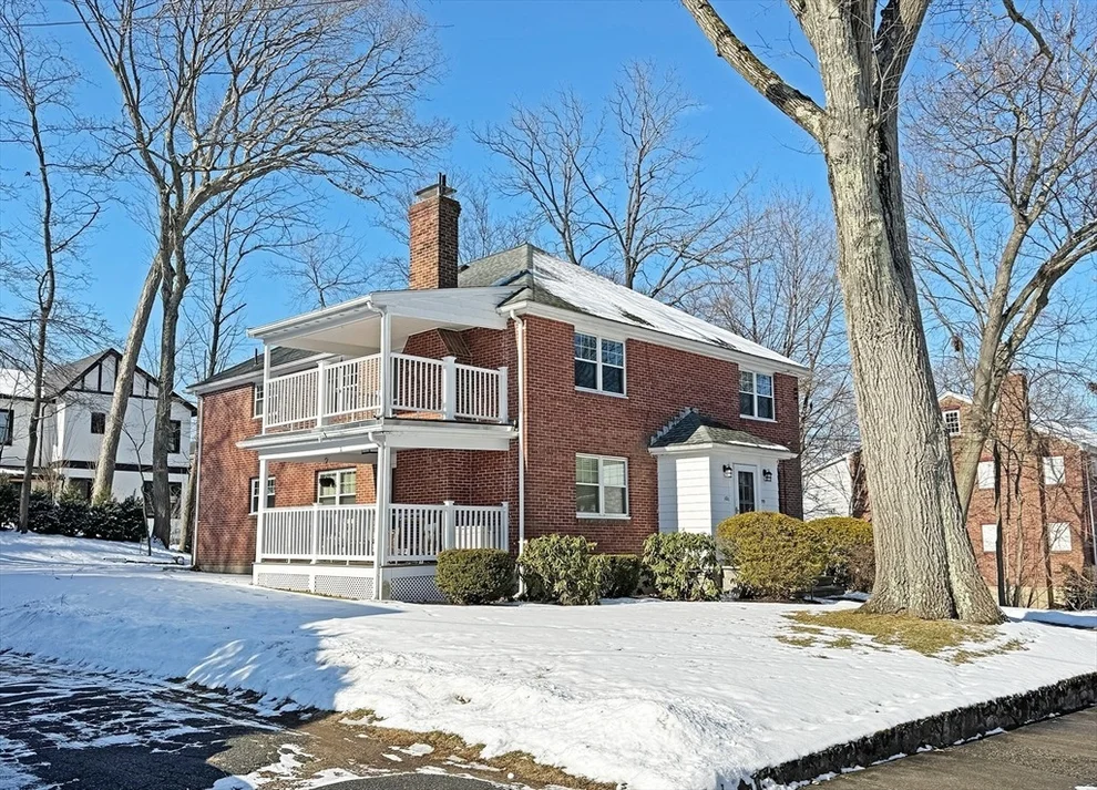 Unit for sale at 99 Withington Rd, Newton, MA 02460