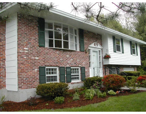 Unit for sale at 11 Dakota Drive, Chelmsford, MA 01824