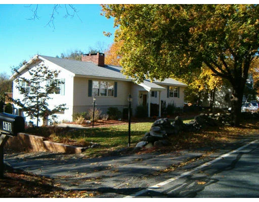 Unit for sale at 470 North St, Tewksbury, MA 01876
