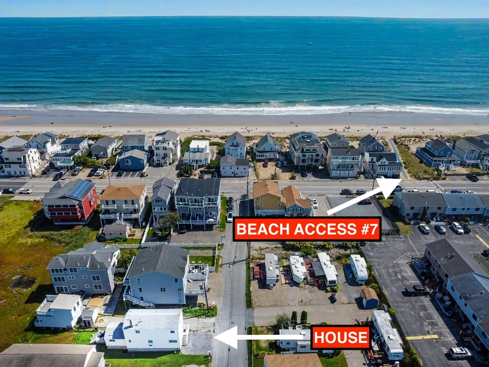 Unit for sale at 10 Liberty St, Salisbury, MA 01952