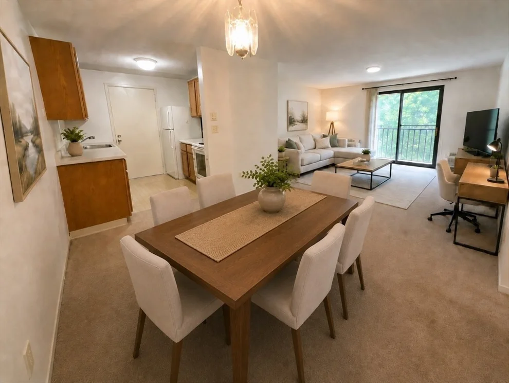 Unit for sale at 25 Village Rock Ln, Natick, MA 01760