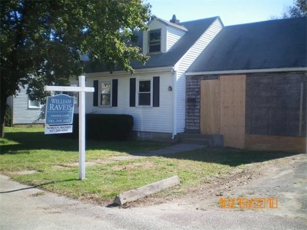 Unit for sale at 66 Touraine Ave, Hull, MA 02045