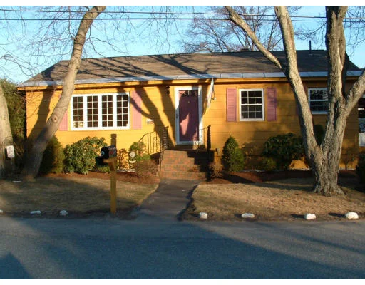 Unit for sale at 9 Seventh Avenue, Dracut, MA 01826