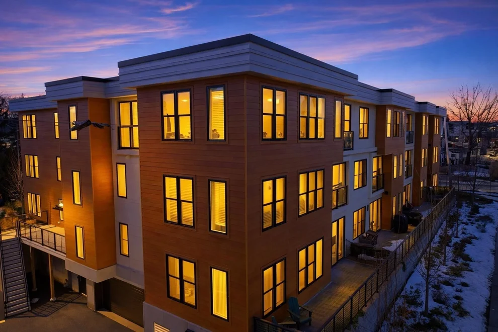 Unit for sale at 68 Los Angeles St, Newton, MA 02458