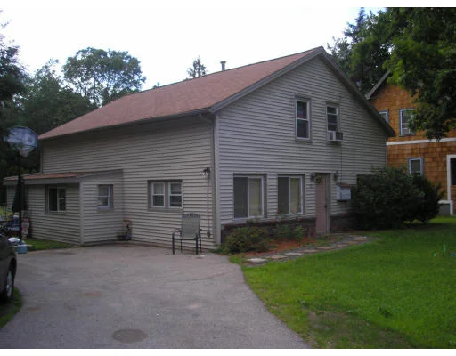 Unit for sale at 122 Marlboro Rd, Southborough, MA 01772