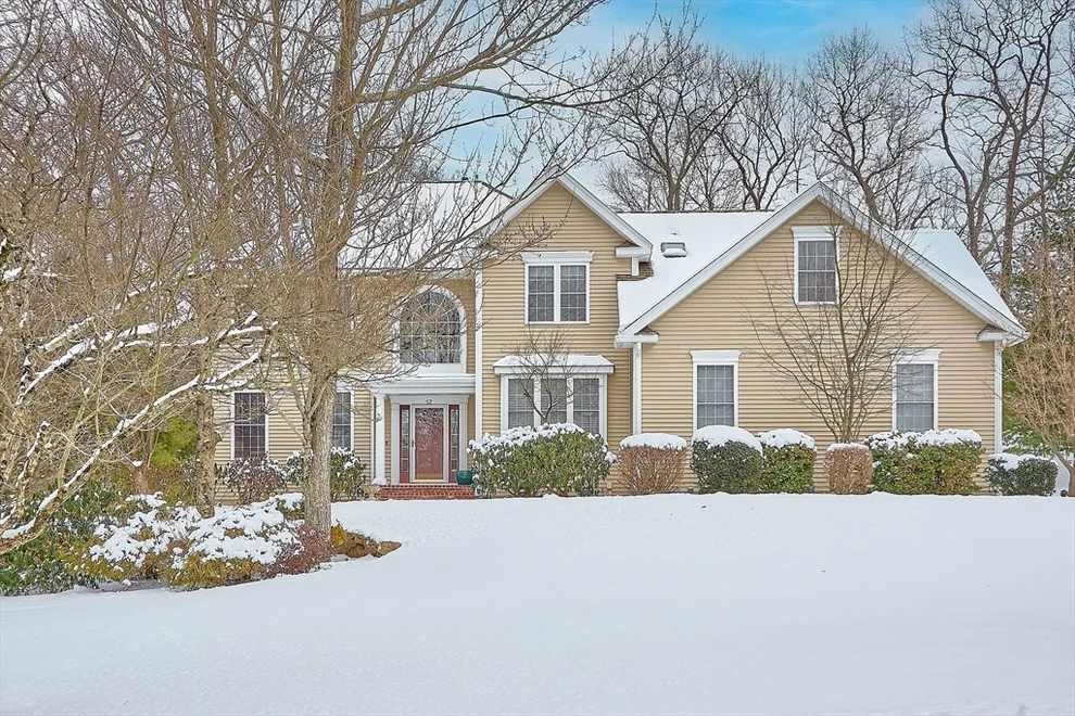 Unit for sale at 52 Wildwood Dr, Southborough, MA 01772