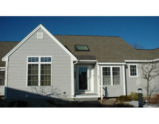 Unit for sale at 29 Rail Way, Hollis, NH 03049