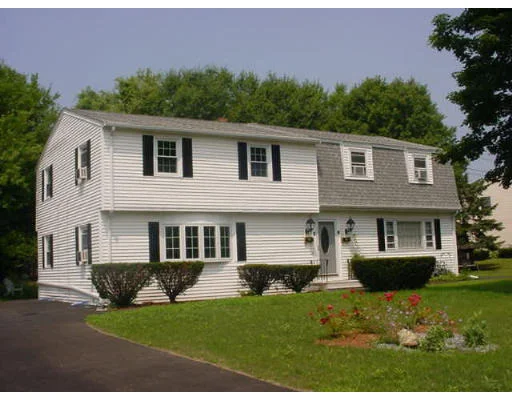 Unit for sale at 92 Surrey Drive, North Andover, MA 01845