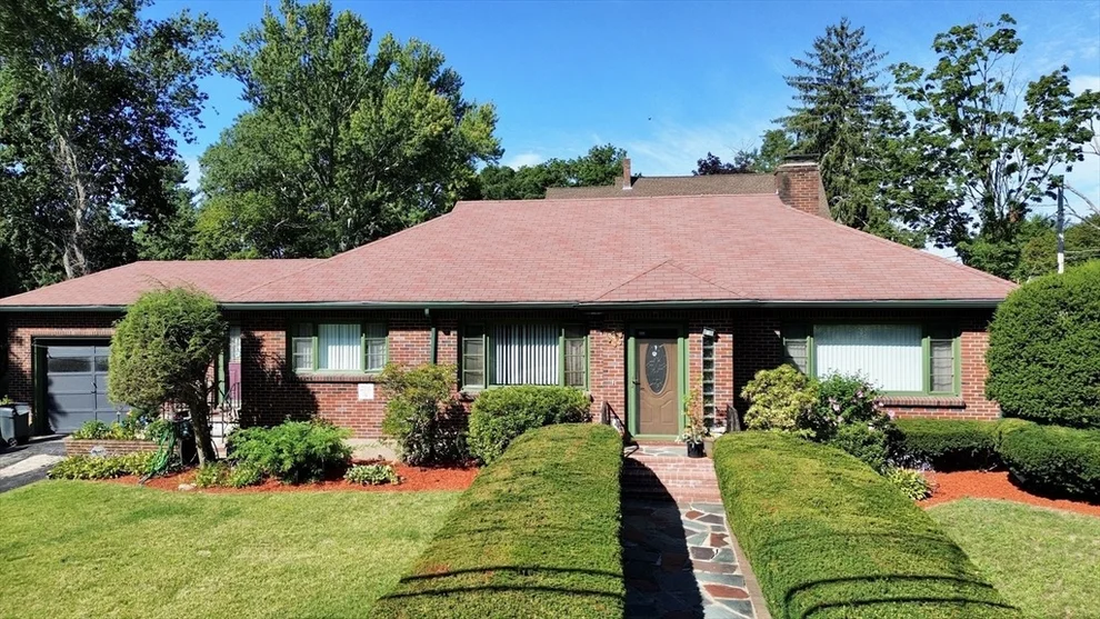Unit for sale at 228 Sawtell Ave, Brockton, MA 02302