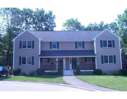Unit for sale at 2 Abbott Ct, Woburn, MA 01801