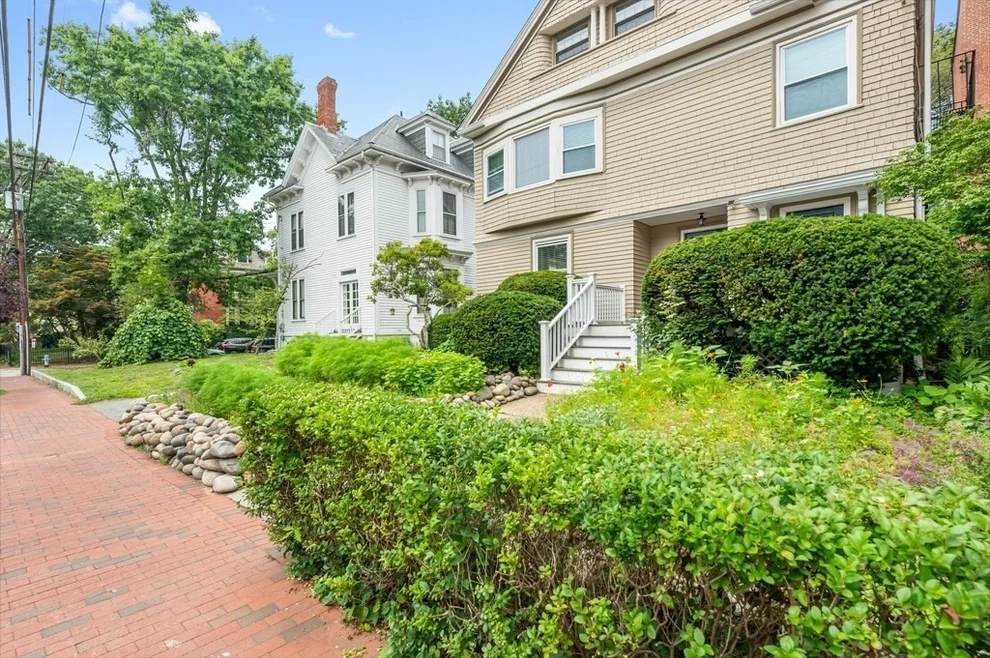 Unit for sale at 15-15A Forest Street, Cambridge, MA 02140