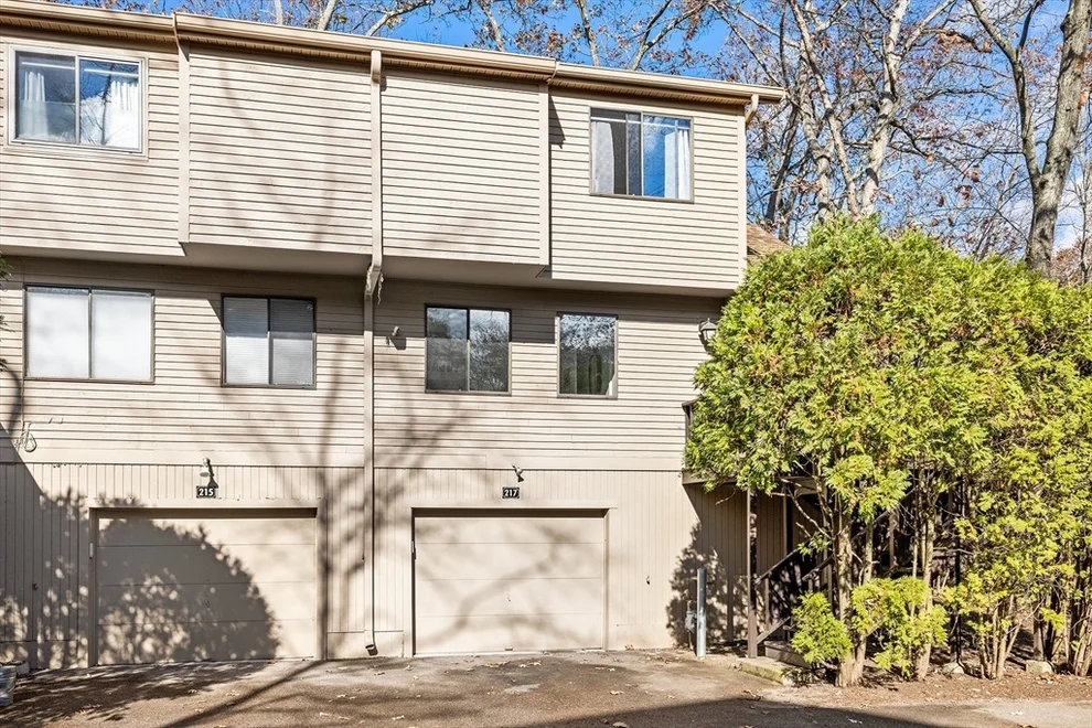 Unit for sale at 217 Meeting House Path, Ashland, MA 01721