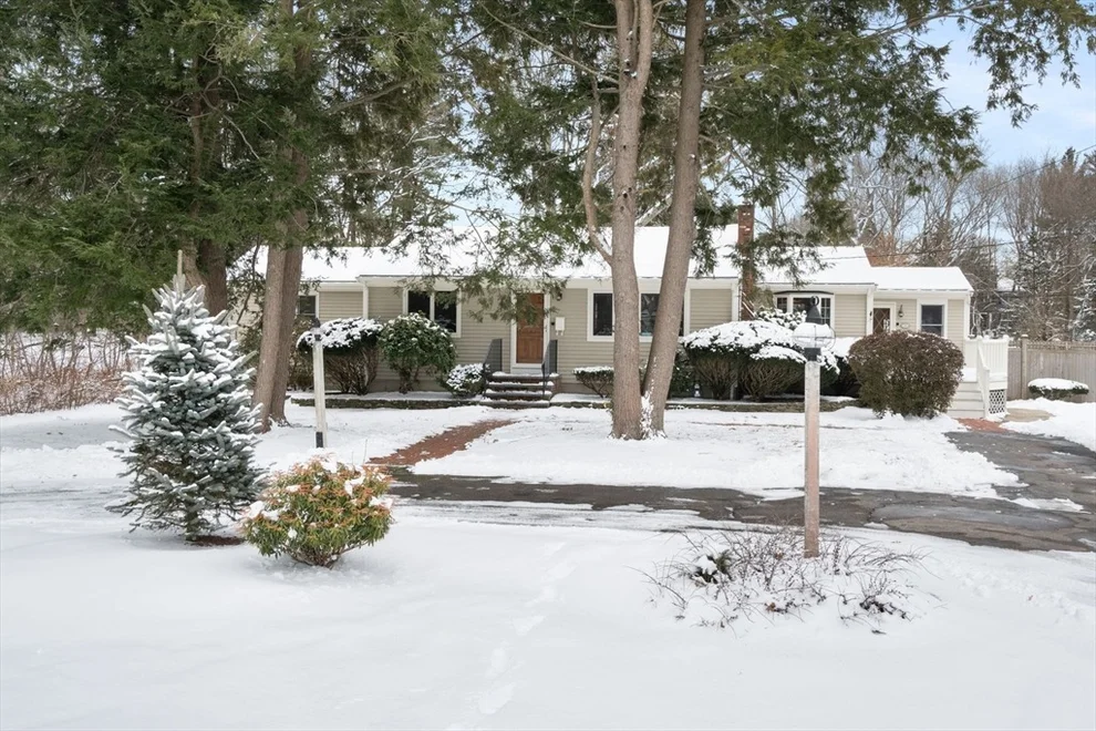 Unit for sale at 100 Vineyard, Abington, MA 02351