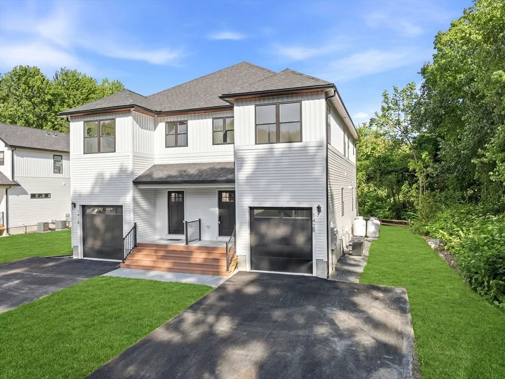 Unit for sale at 142 Fisher St, Attleboro, MA 02703