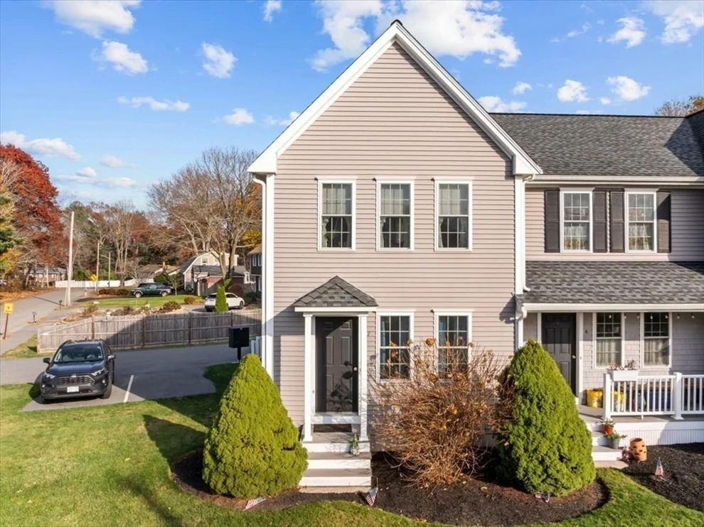 Unit for sale at 248 Center St, Bridgewater, MA 02324