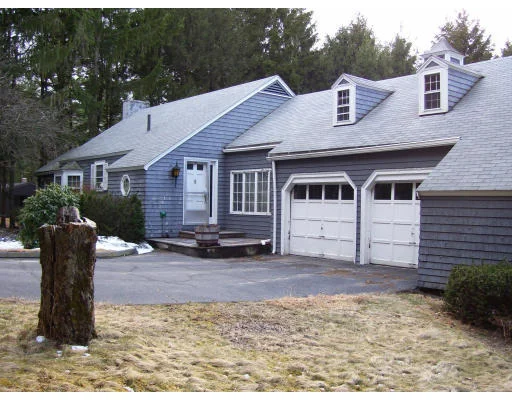 Unit for sale at 42 Coburn Rd, Weston, MA 02493