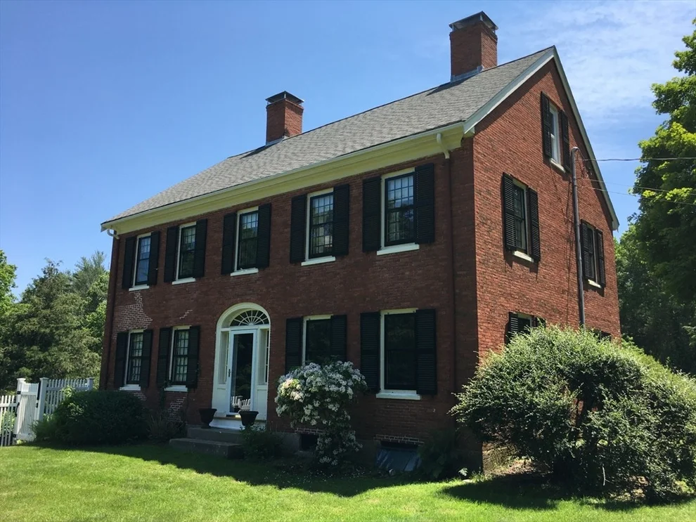 Unit for sale at 61 West St, Kingston, MA 02364